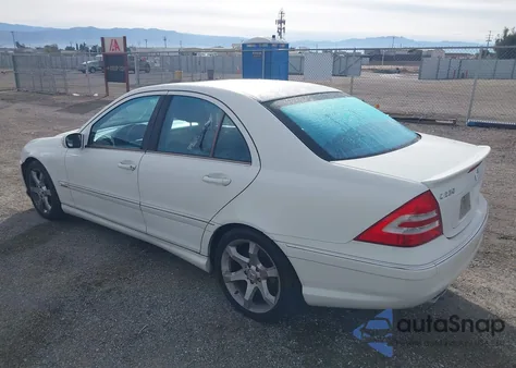 2007 Mercedes-Benz C 230 Sport из США, поврежденный, VIN WDBRF52H27F853172